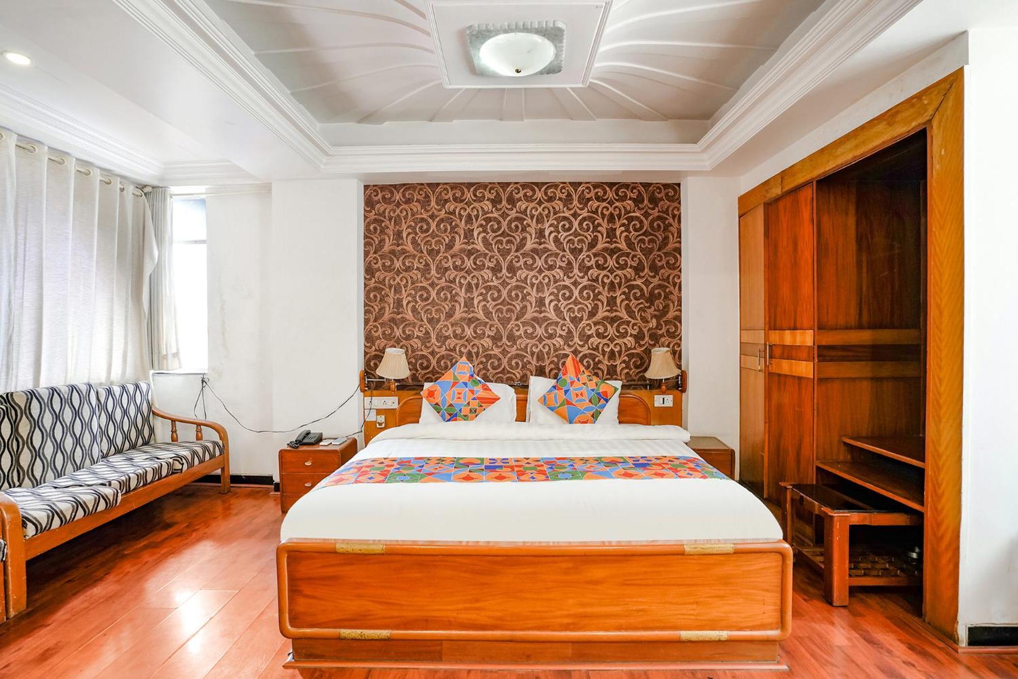 נאסיק Fabhotel Silver Inn II מראה חיצוני תמונה